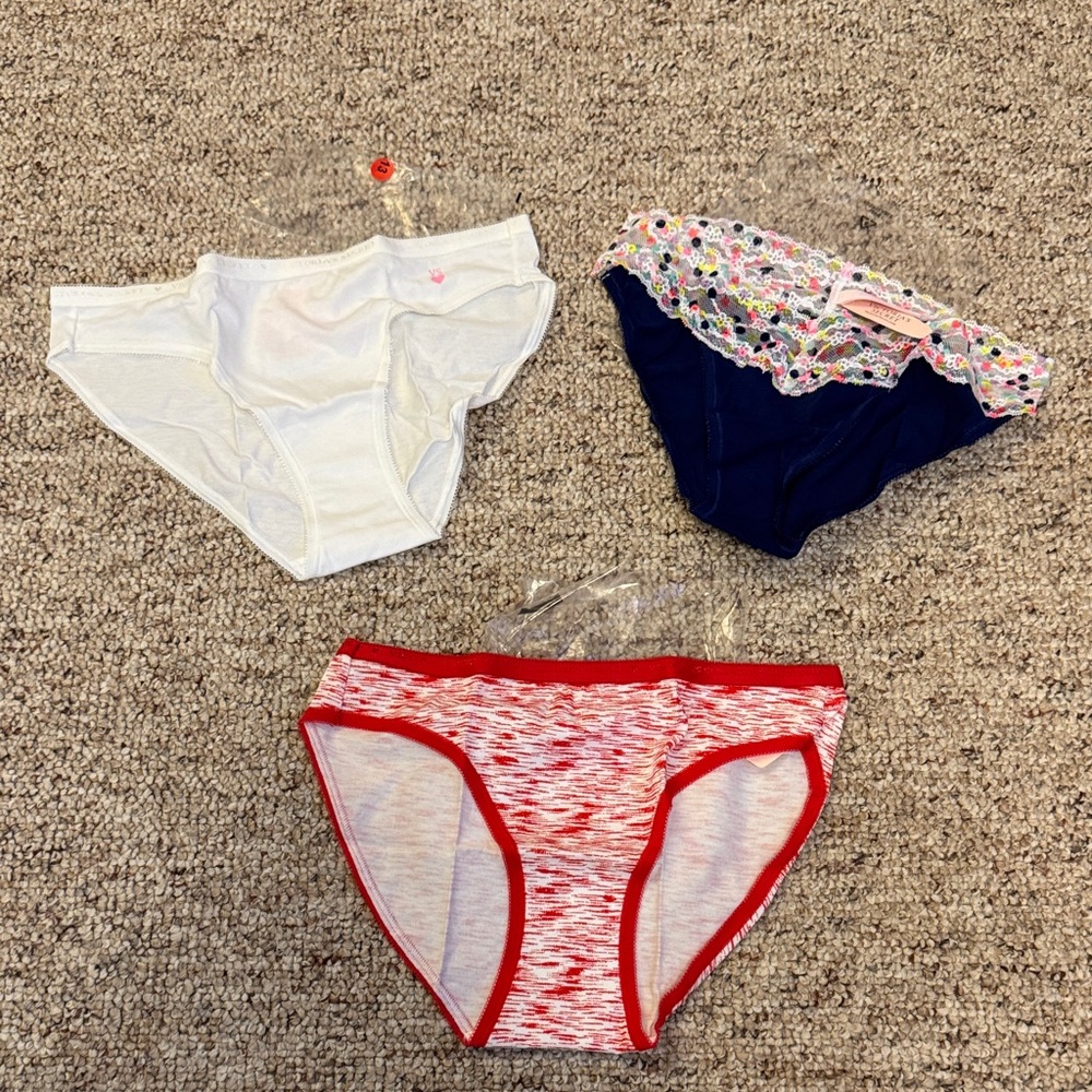 Victoria's Secret Women's Panties Set - White, Navy, Red